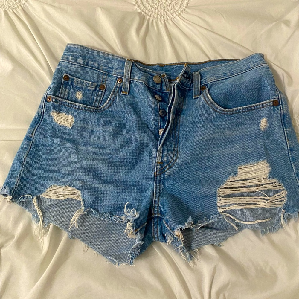 Levi's 501 shorts, size 27, button fly